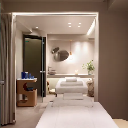 9 Muses Santorini Hotel 5*