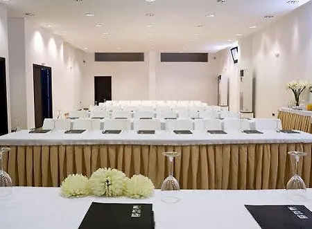 9 Muses Santorini Hotel 5*